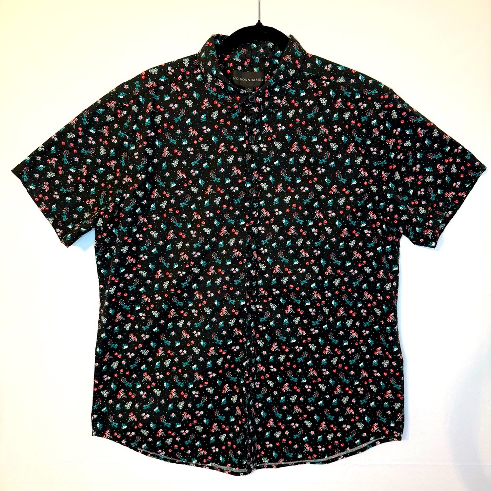 No Boundaries Floral Casual Button Down Shirt A4
